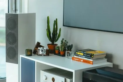 Problem Behind the Walls