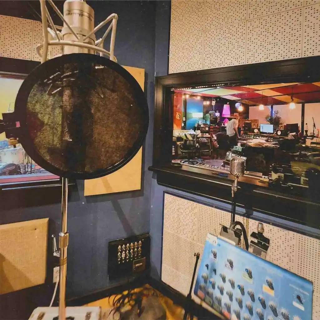 A professional recording studio setup with a microphone, one of the unique things you can only do in Nashville.
