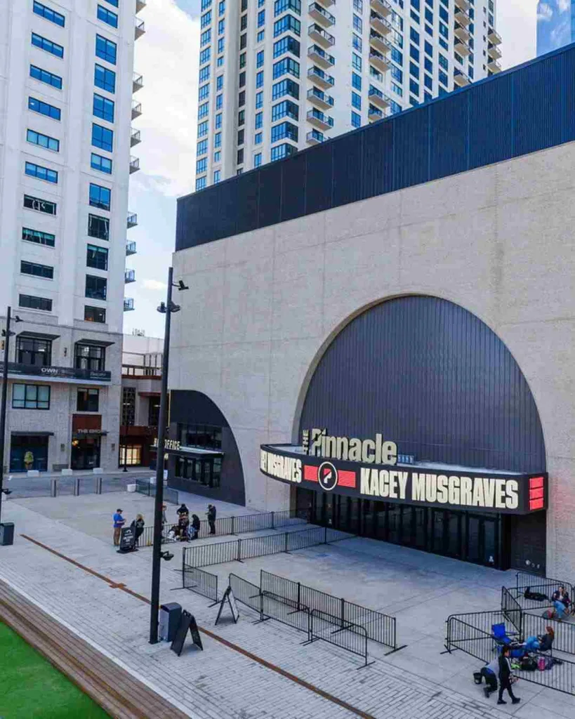 Hotels Near The Pinnacle Nashville